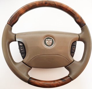 C2C17445AEK Sable wood / leather steering wheel